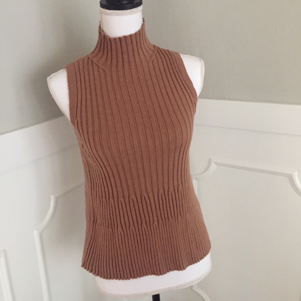 Anthropologie Moth Sleeveless Sweater tan s